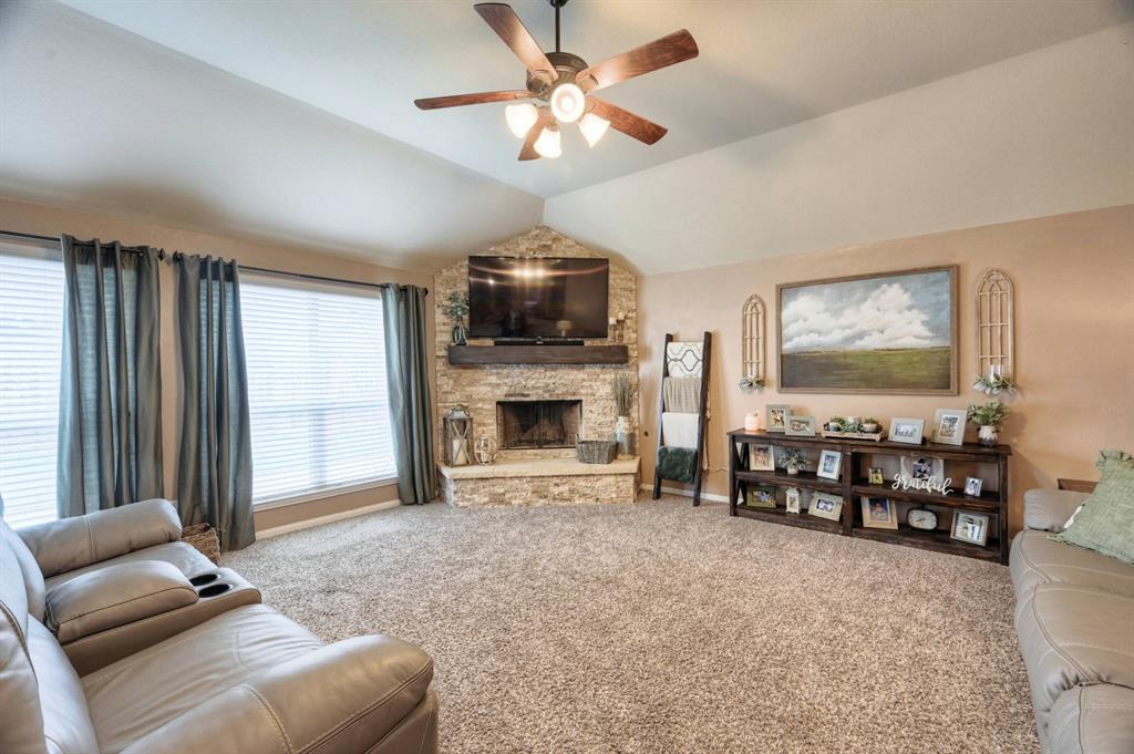 1520 Mexia Spring Court, League City, Texas image 17