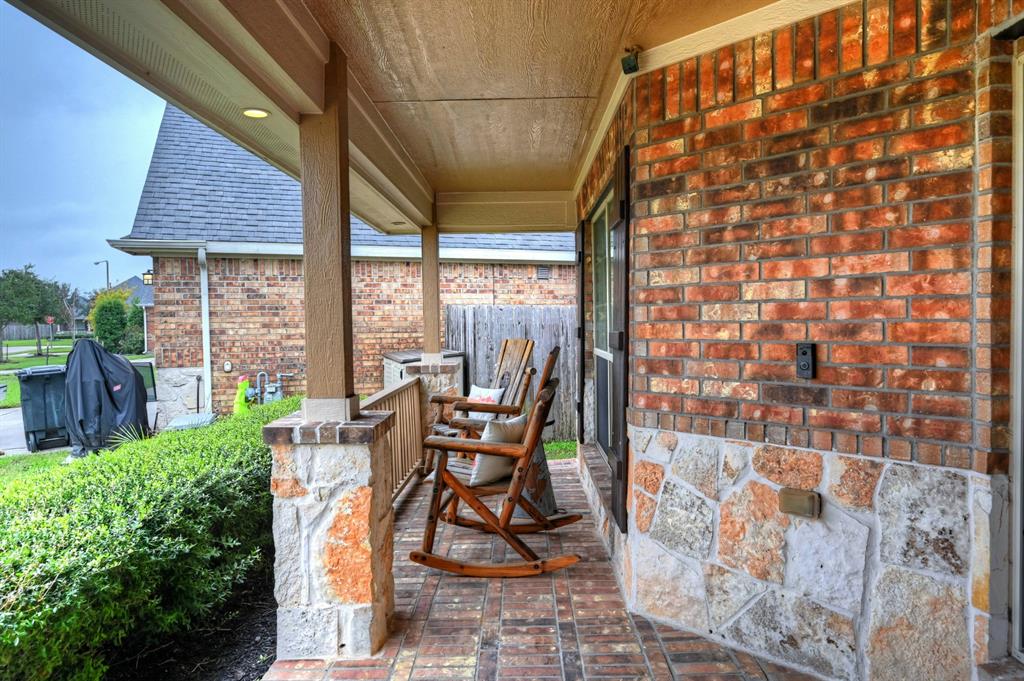 1520 Mexia Spring Court, League City, Texas image 44