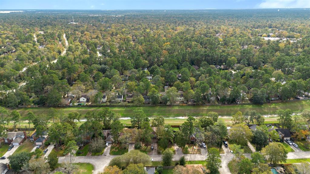 5015 Shady Maple Drive, Houston, Texas image 5