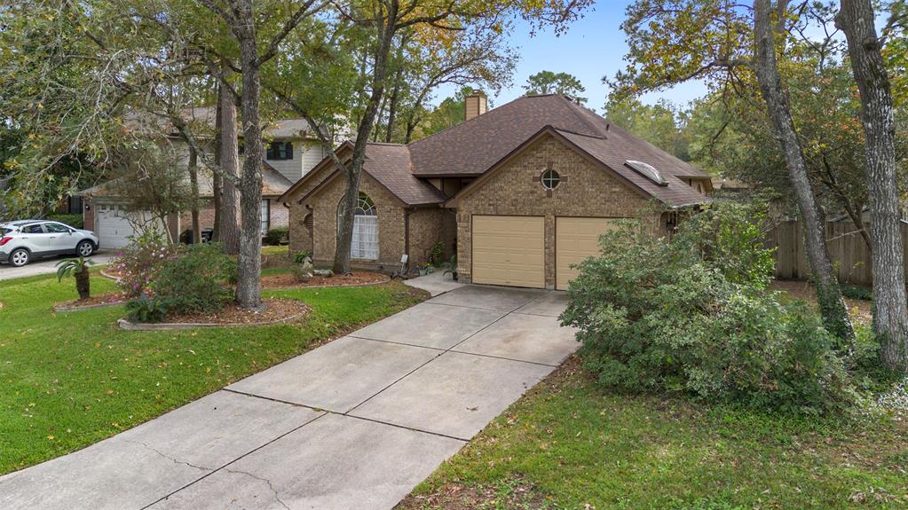5015 Shady Maple Drive, Houston, Texas image 2
