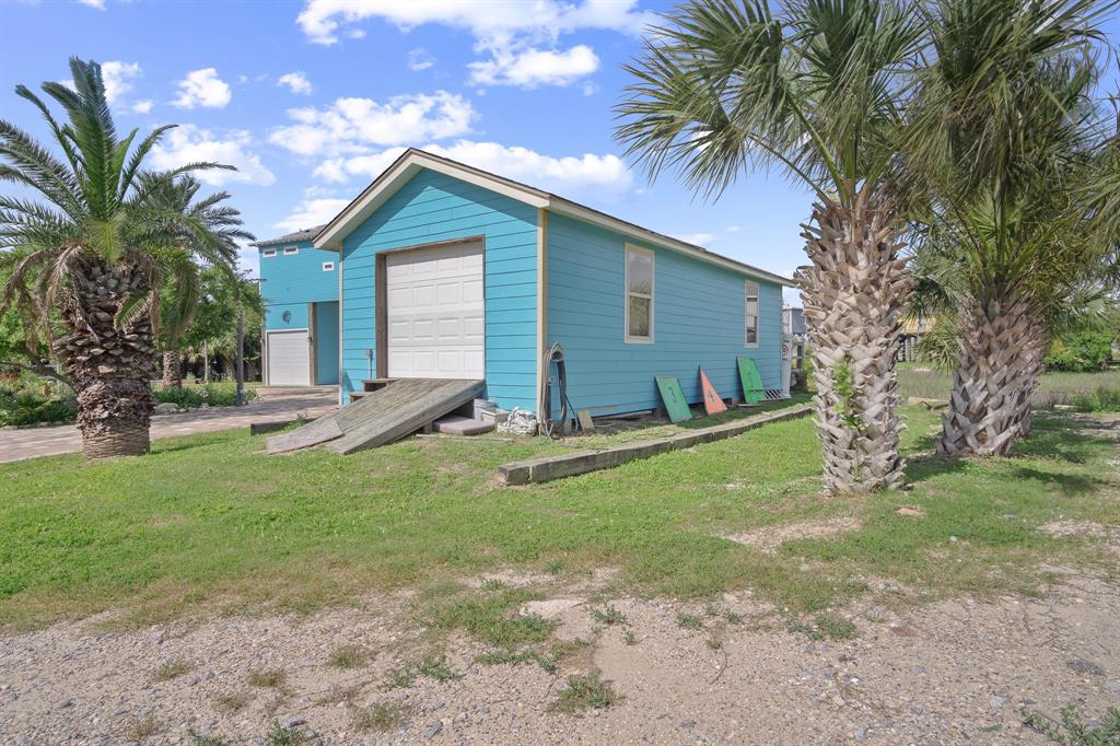 1280 Yacht Basin, Gilchrist, Texas image 12