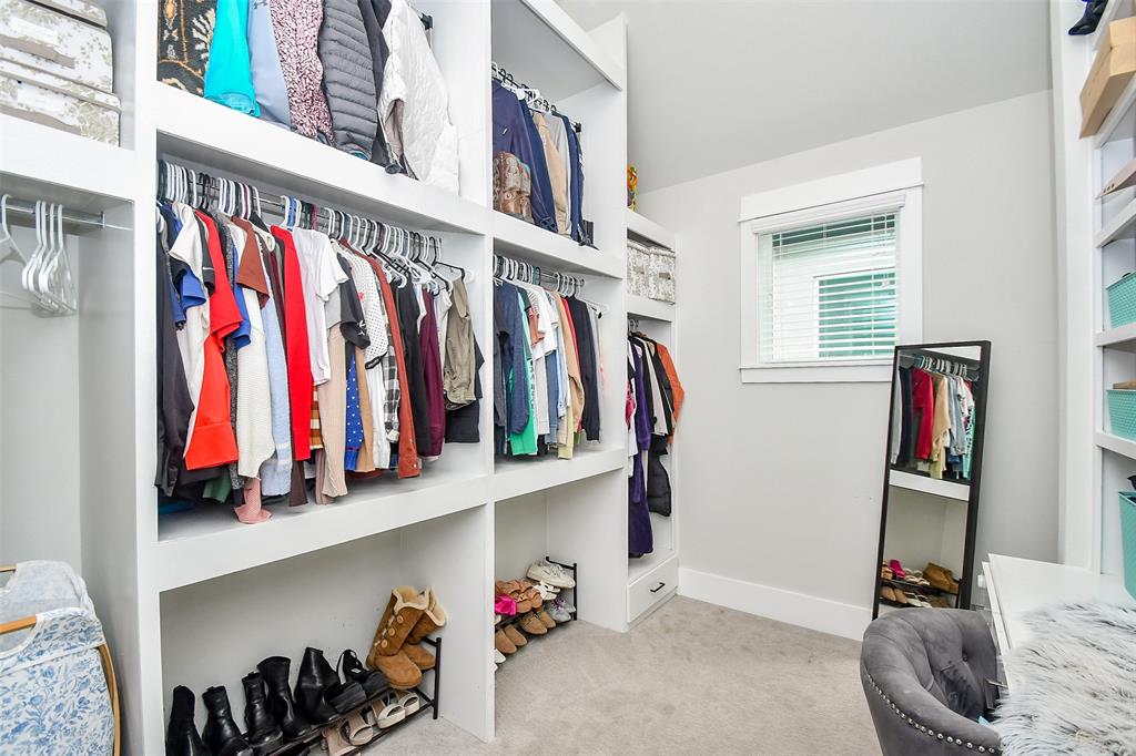 Houston, Texas 77008, United States, 4 Bedrooms Bedrooms, ,3 BathroomsBathrooms,Residential,Pending,104505