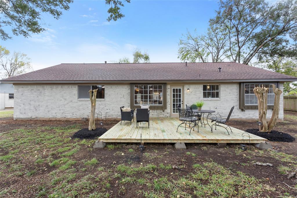 2703 Wilshire Circle, Pearland, Texas image 36