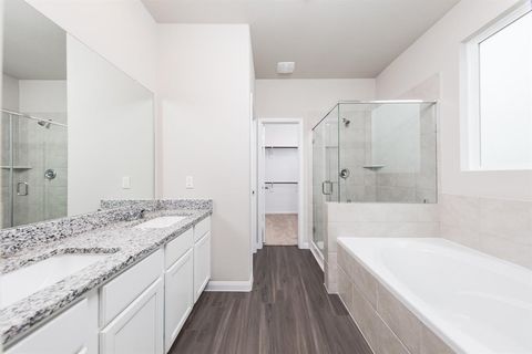 A home in Rosharon