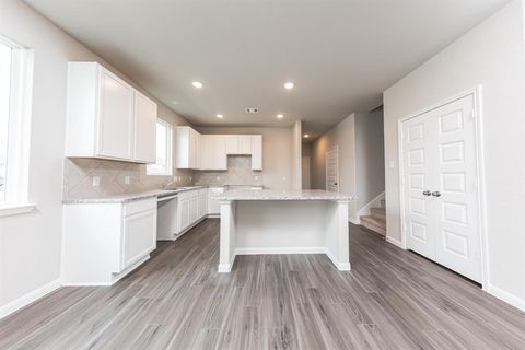 A home in Rosharon