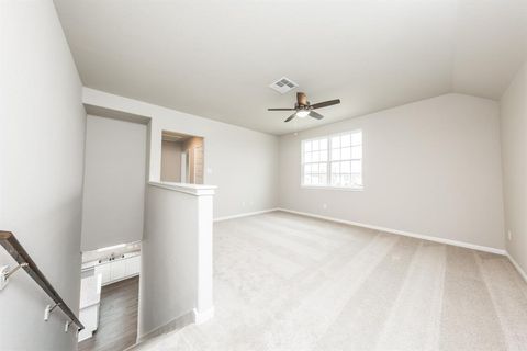 A home in Rosharon