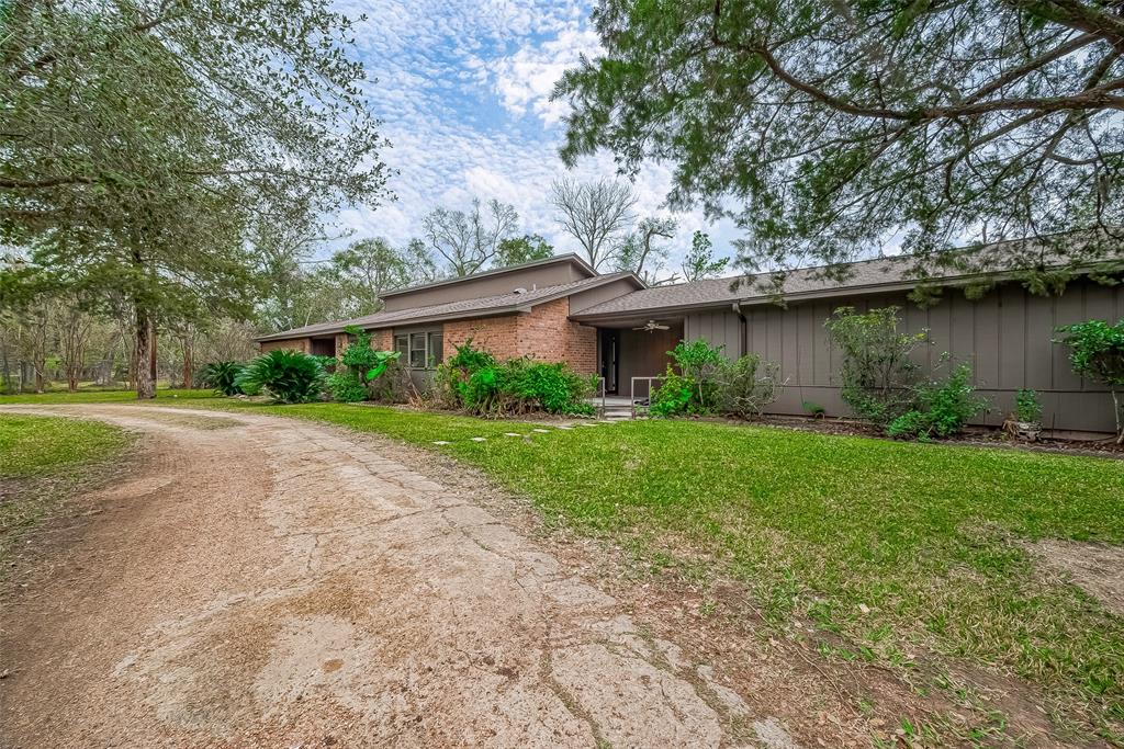 20611 Oak Forest Road, Damon, Texas image 42