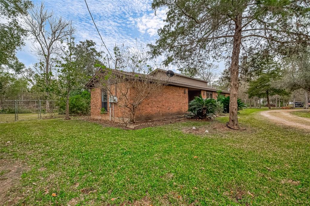 20611 Oak Forest Road, Damon, Texas image 43