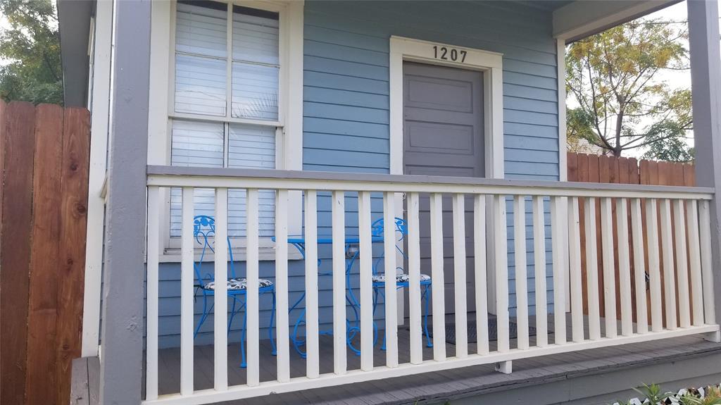 1207 29th Street, Galveston, Texas image 3