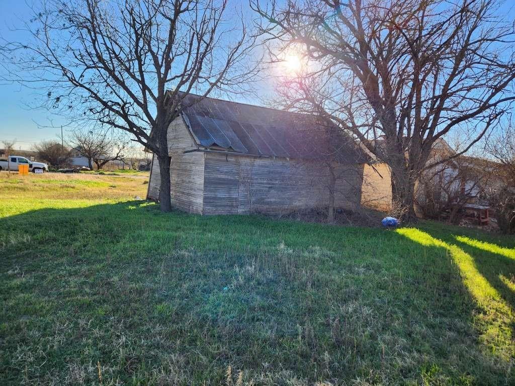 1226 Avenue H, Anson, Texas image 4