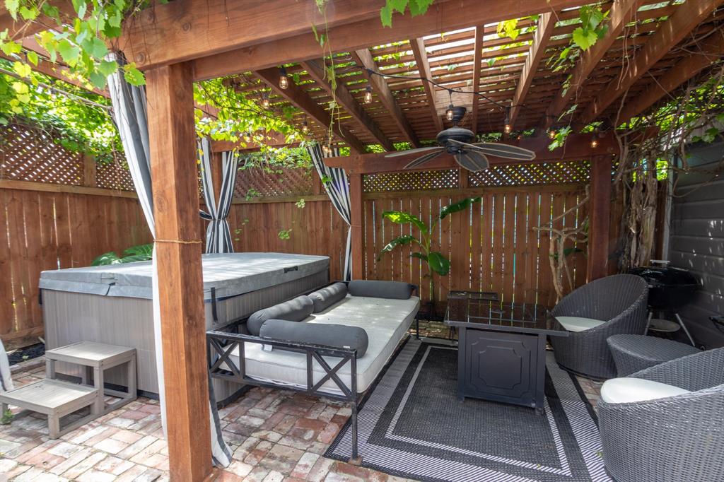 514 16th Street, Galveston, Texas image 32