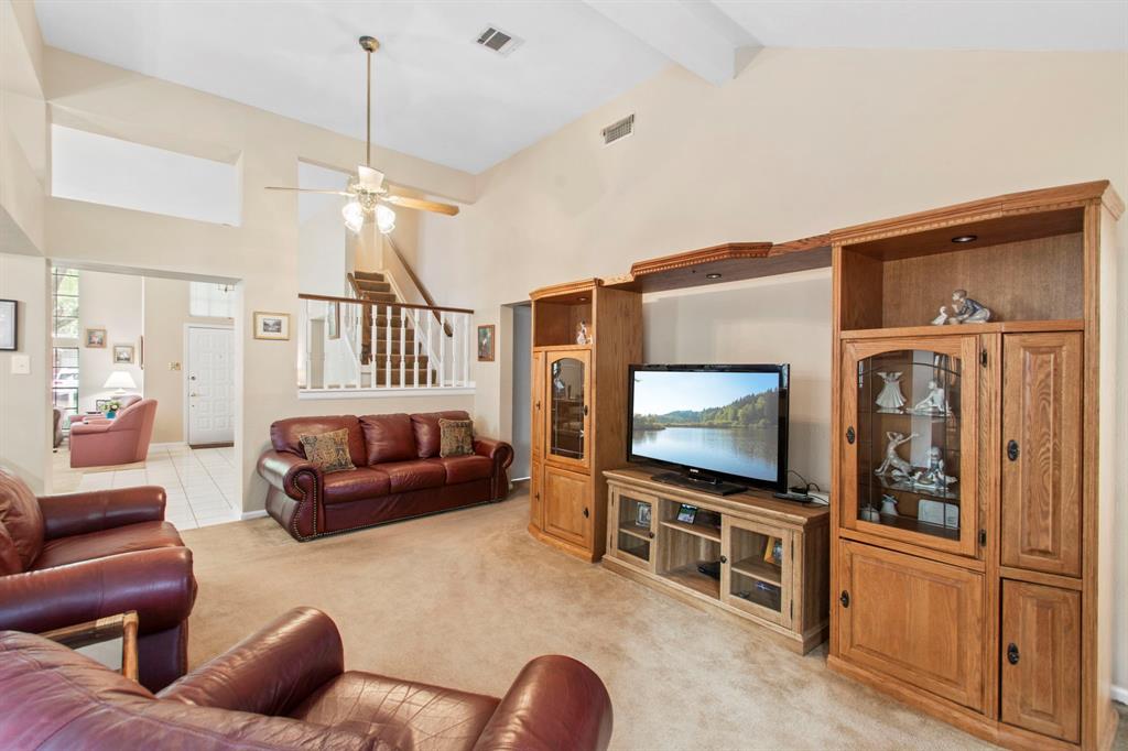 5011 Otter Peak Drive, Kingwood, Texas image 18