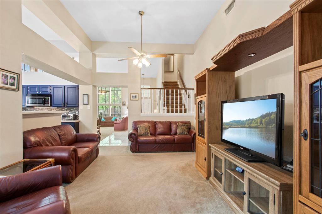 5011 Otter Peak Drive, Kingwood, Texas image 16