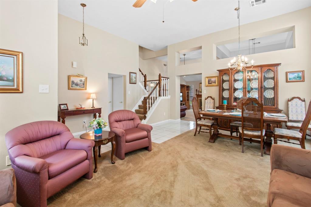 5011 Otter Peak Drive, Kingwood, Texas image 9