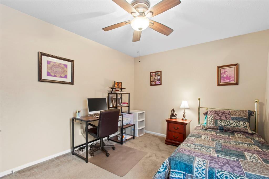 5011 Otter Peak Drive, Kingwood, Texas image 30