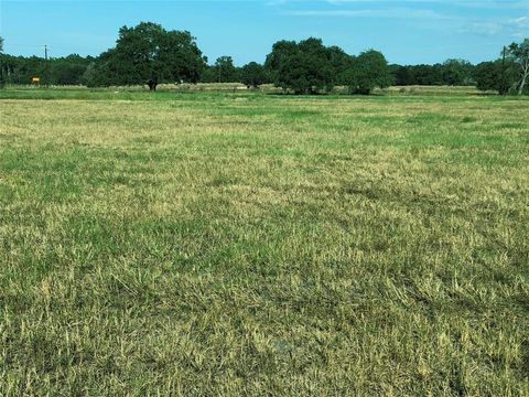 Vacant Land For Sale - LOT 3 Pvt 1671<br/> Hallettsville, TX 77964