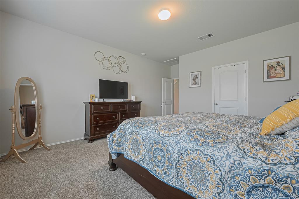 23514 Wedgewood Cliff Way, Spring, Texas image 35