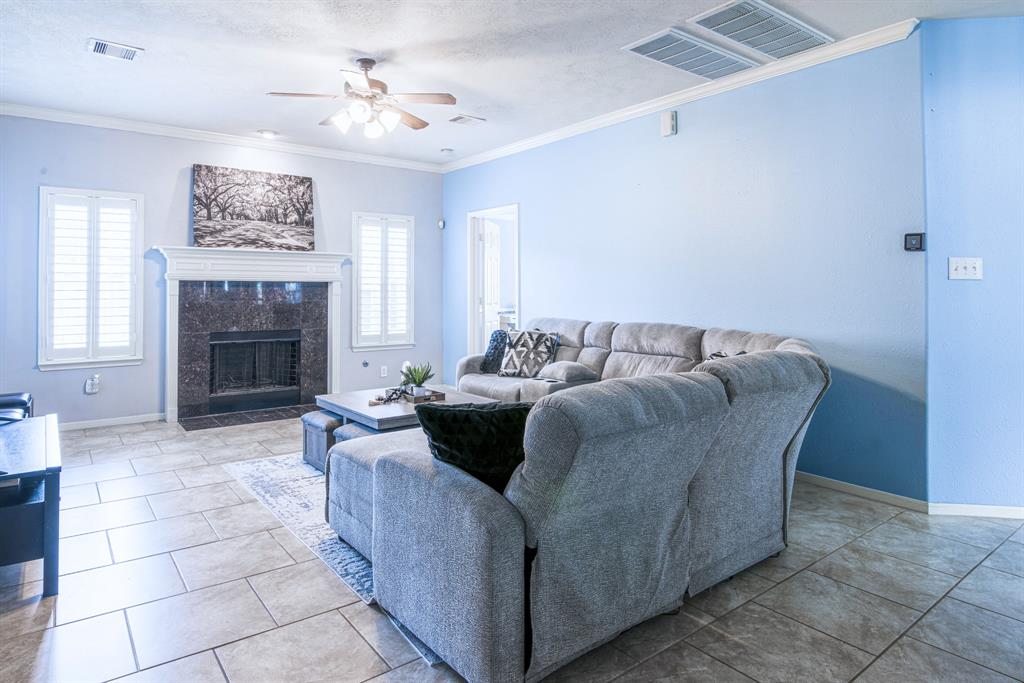 1010 High Ridge Drive, Friendswood, Texas image 15