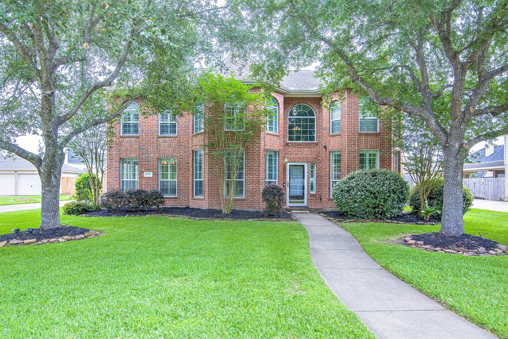 1010 High Ridge Drive, Friendswood, Texas image 1