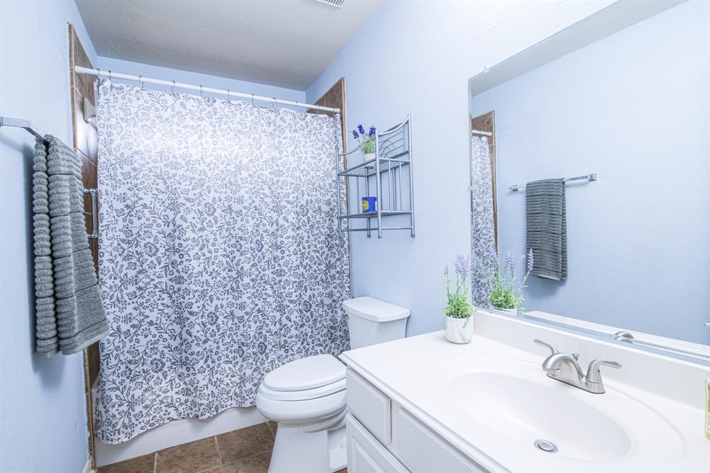 1010 High Ridge Drive, Friendswood, Texas image 33