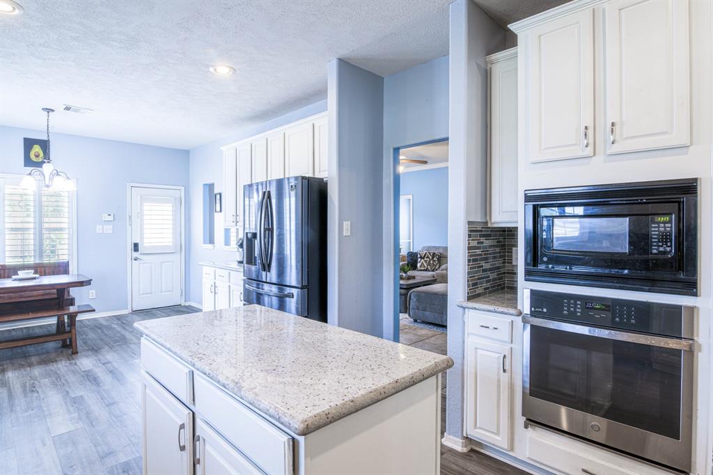 1010 High Ridge Drive, Friendswood, Texas image 13