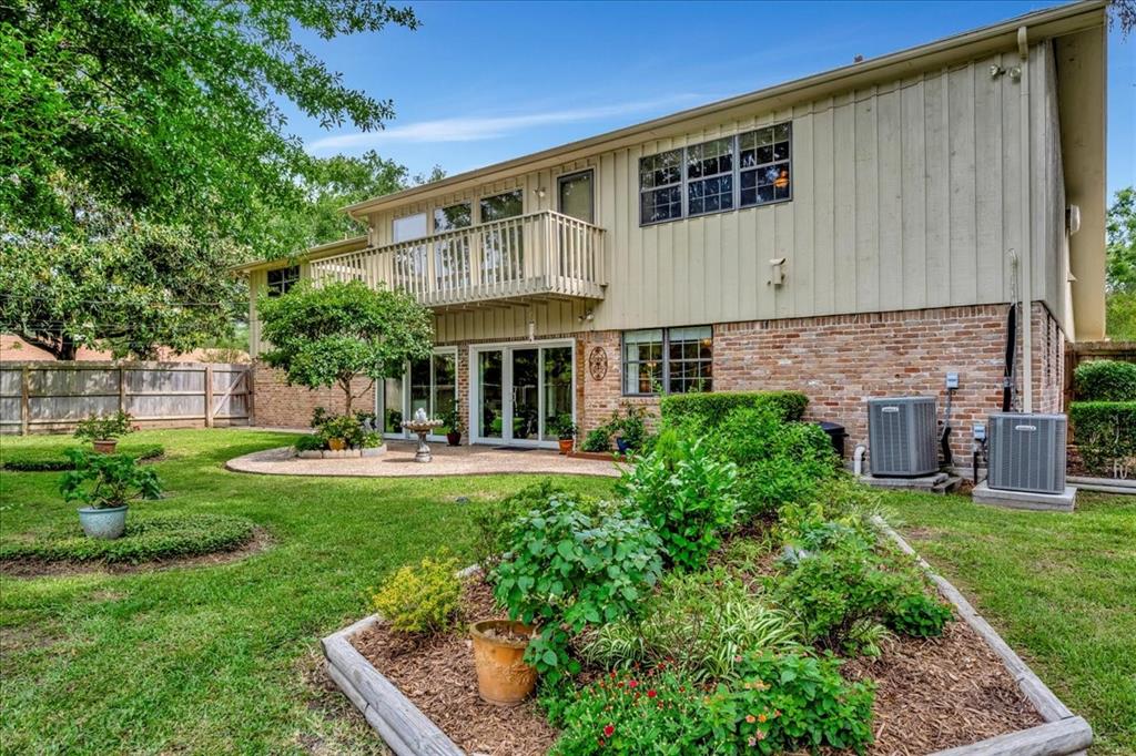 1705 E Texas Avenue, Baytown, Texas image 38