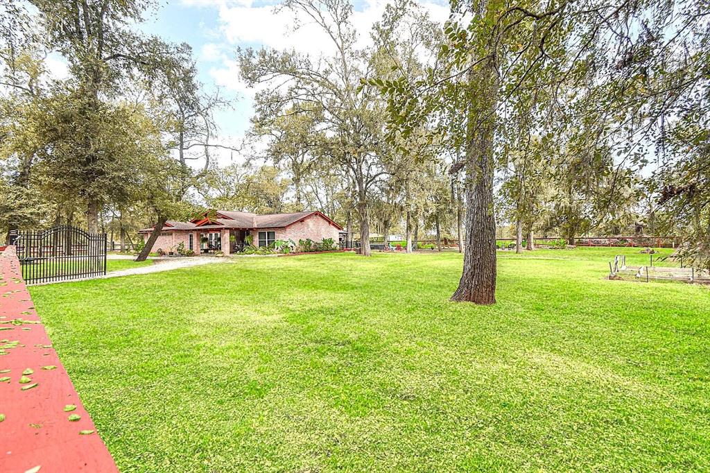 38228 Broncho Road, Simonton, Texas image 38