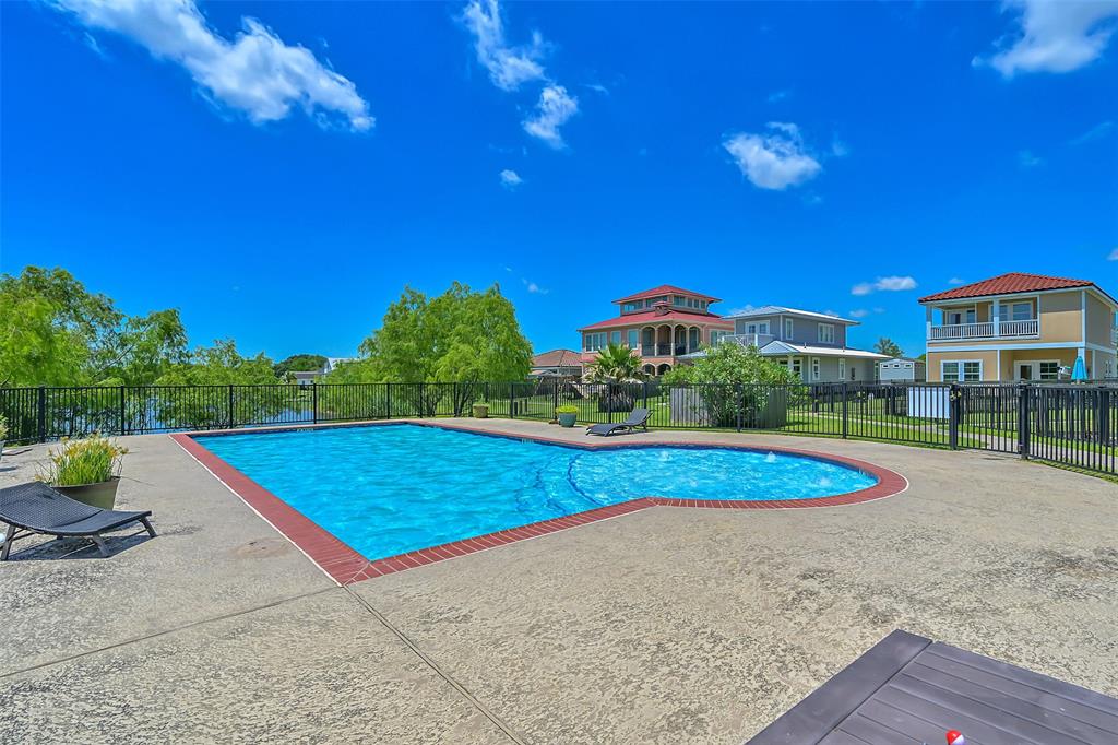 607 29th Street, Dickinson, Texas image 34
