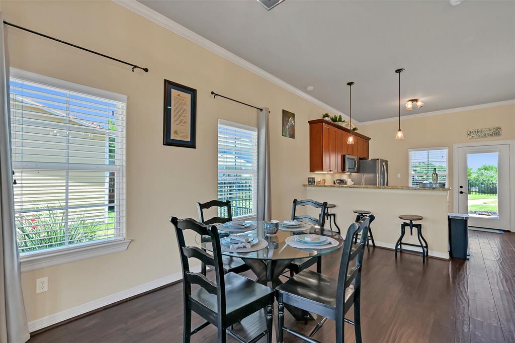 607 29th Street, Dickinson, Texas image 10