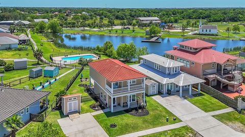 607 29th Street Dickinson TX 77539