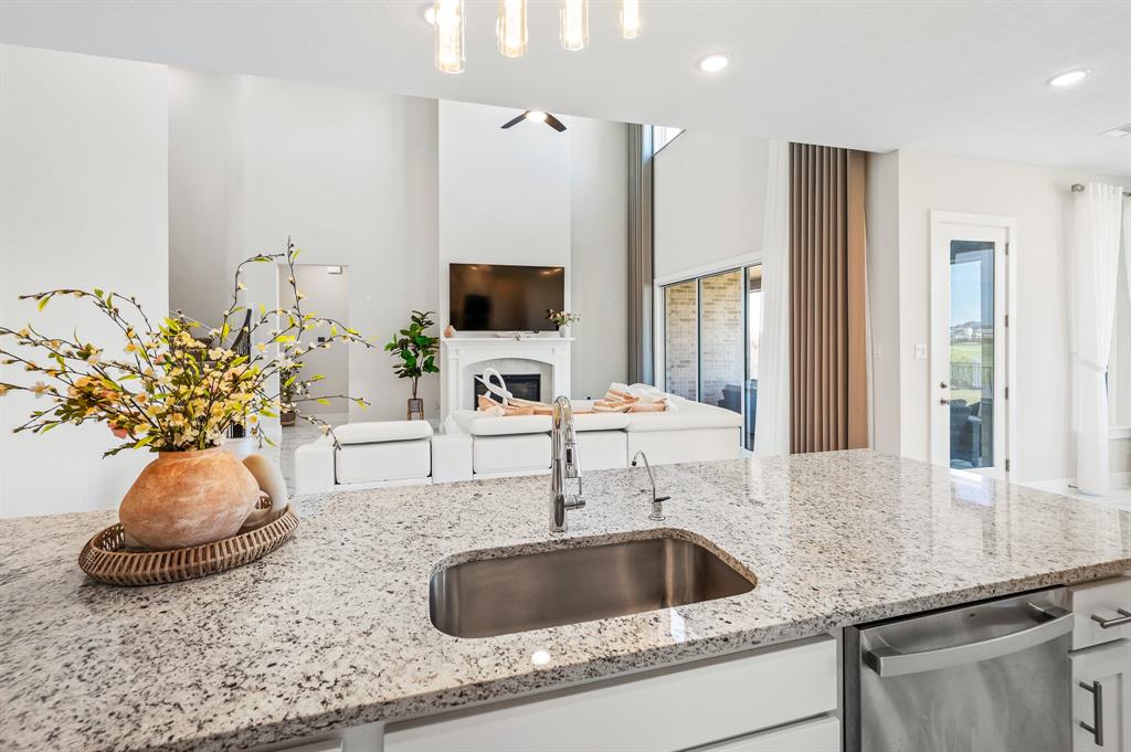 453 Stratus View Court, Katy, Texas image 13