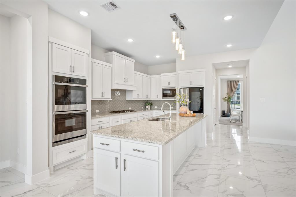 453 Stratus View Court, Katy, Texas image 12