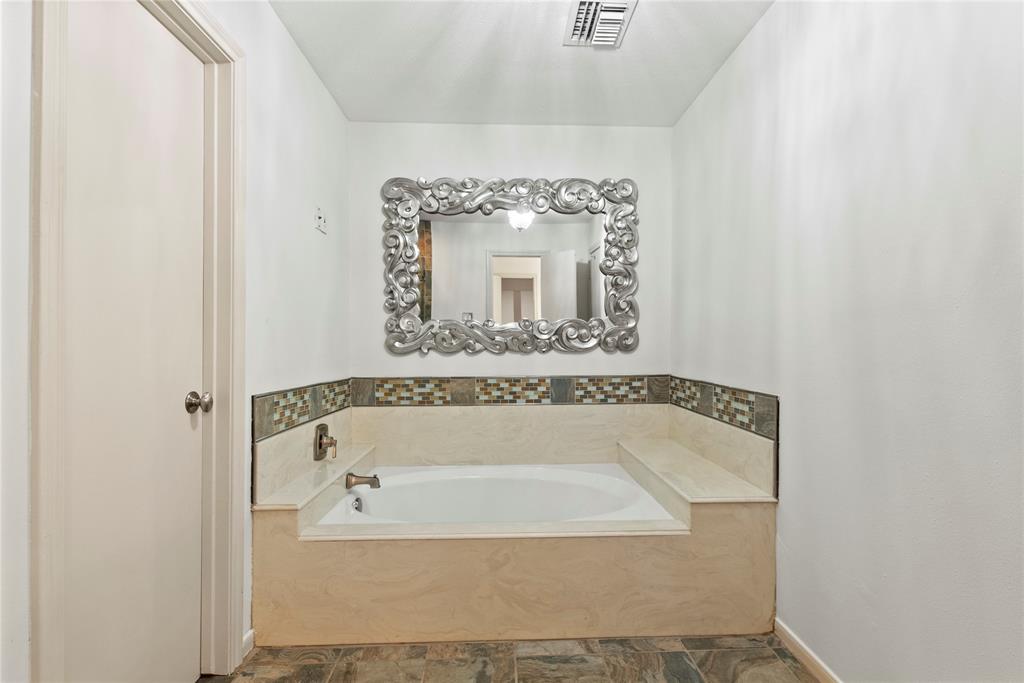 17 Alpine Court, Bellaire, Texas image 19