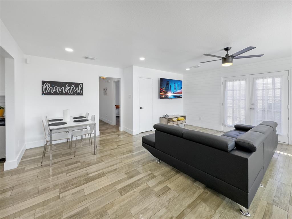 3135 Webster Street, Houston, Texas image 6