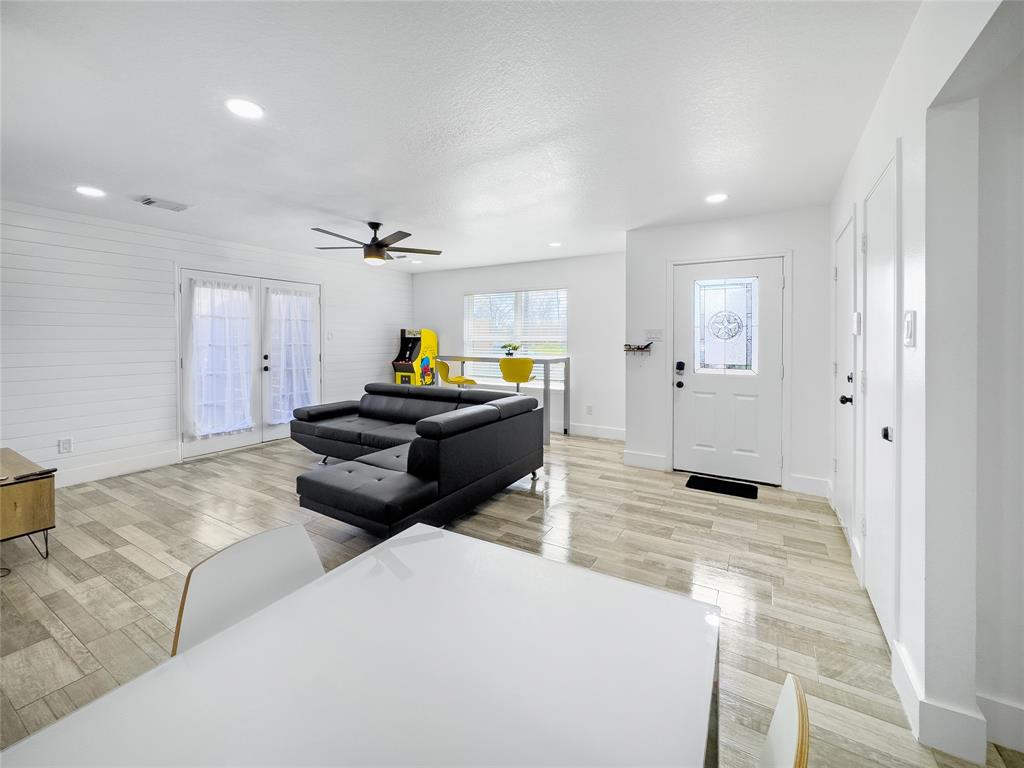 3135 Webster Street, Houston, Texas image 4