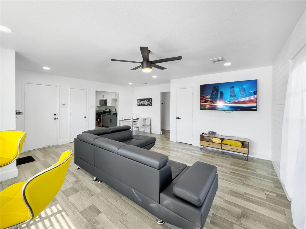 3135 Webster Street, Houston, Texas image 5