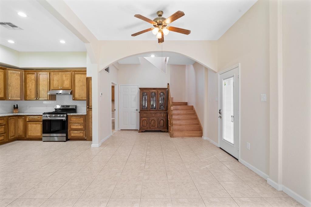 1019 Deerfield Court, Weimar, Texas image 18