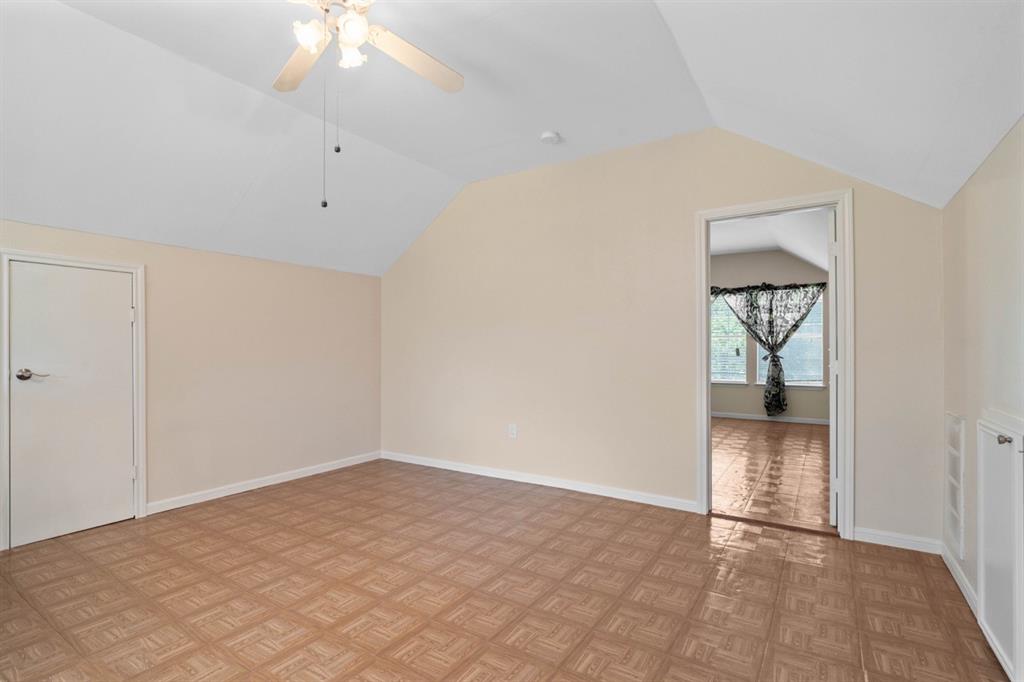 1019 Deerfield Court, Weimar, Texas image 27