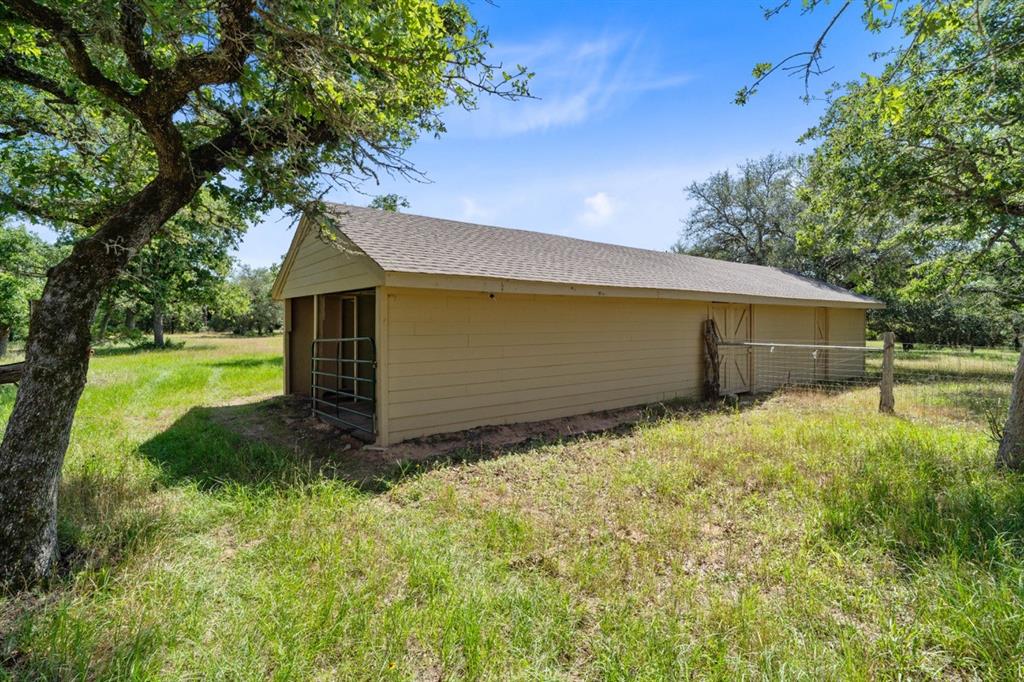 1019 Deerfield Court, Weimar, Texas image 29