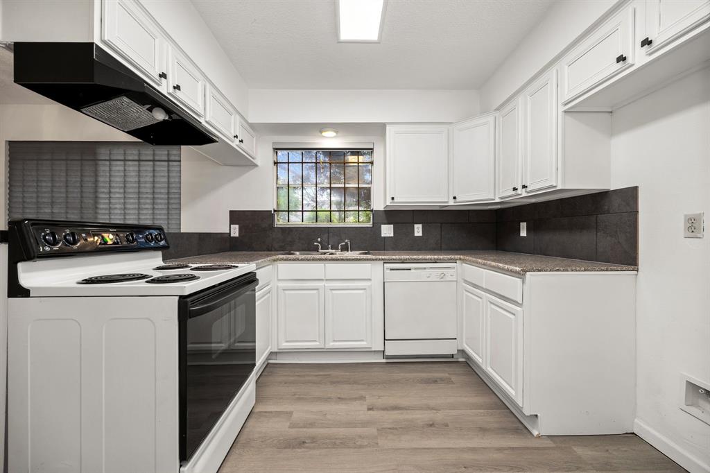 1011 Beaver Bend Road, Houston, Texas image 10