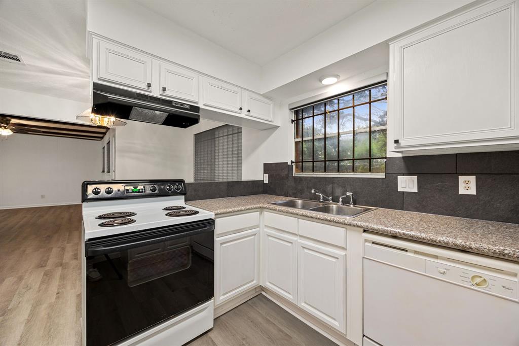 1011 Beaver Bend Road, Houston, Texas image 11