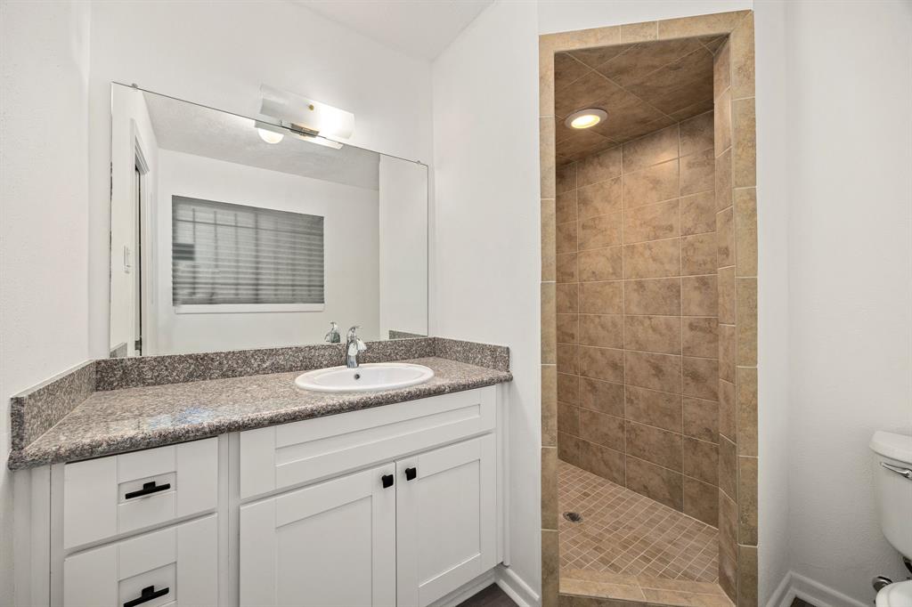 1011 Beaver Bend Road, Houston, Texas image 15