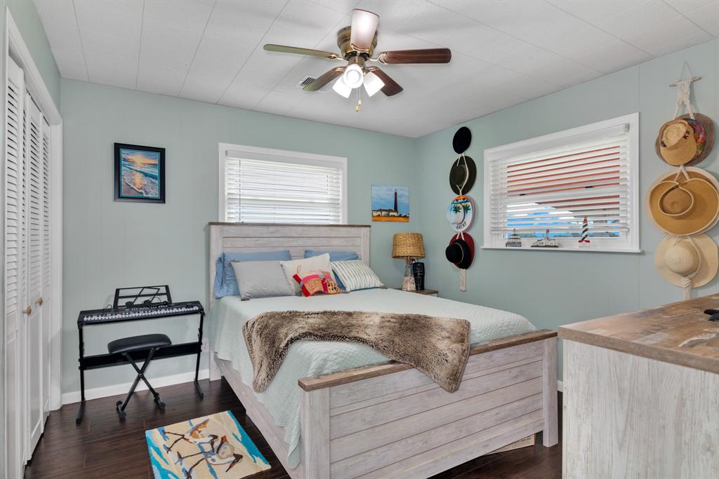 1404 Pickney Avenue, Port Bolivar, Texas image 22