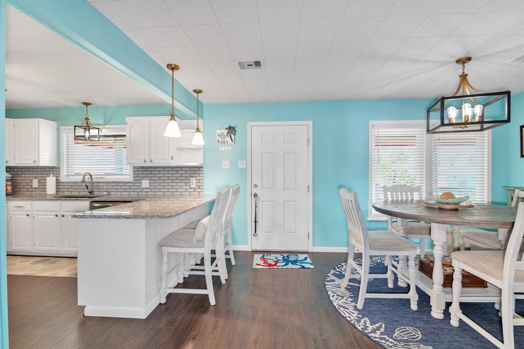 1404 Pickney Avenue, Port Bolivar, Texas image 6