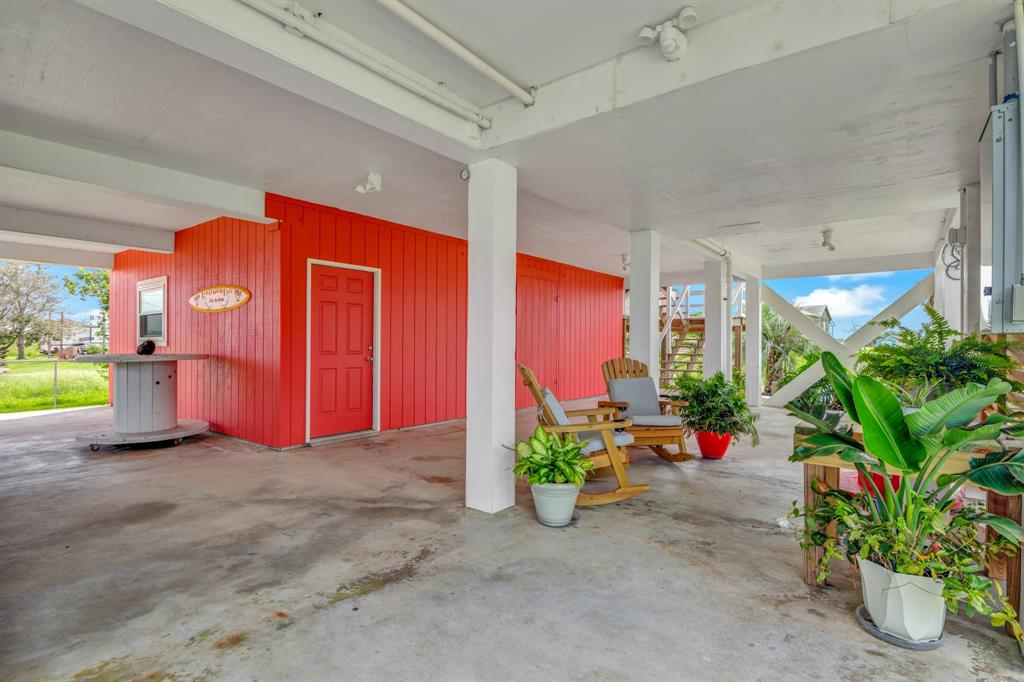 1404 Pickney Avenue, Port Bolivar, Texas image 30