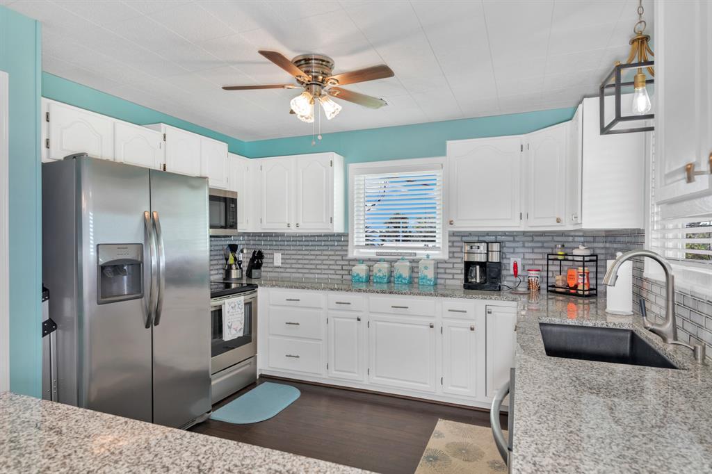 1404 Pickney Avenue, Port Bolivar, Texas image 12