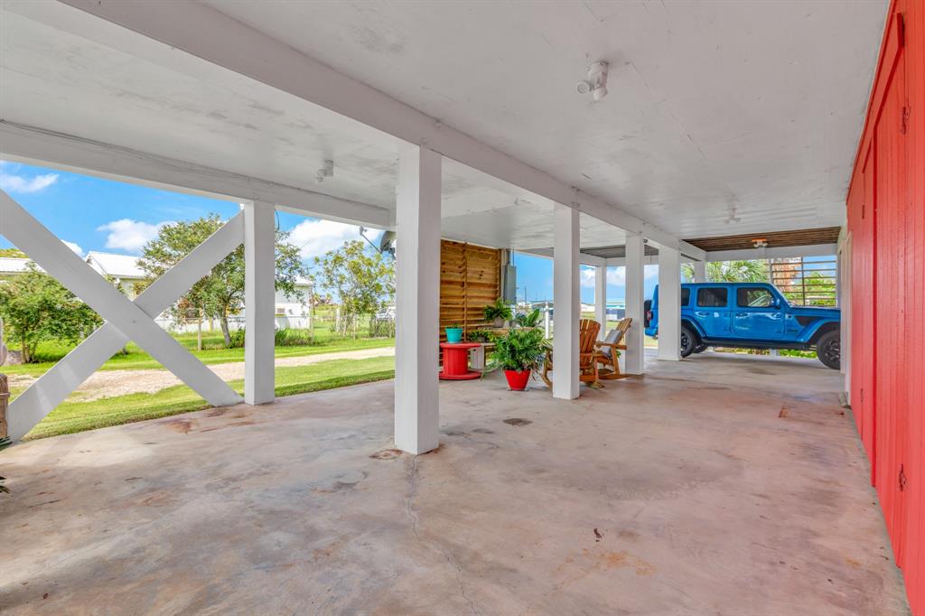 1404 Pickney Avenue, Port Bolivar, Texas image 32