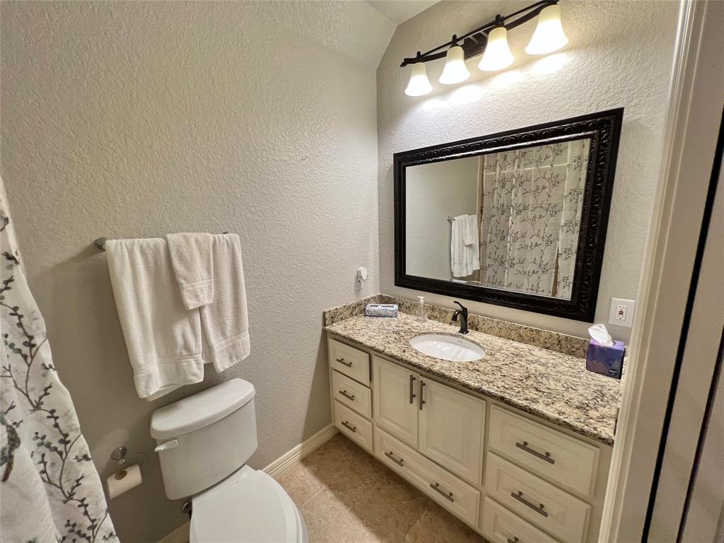 1101 Southern Oaks Drive, Angleton, Texas image 37