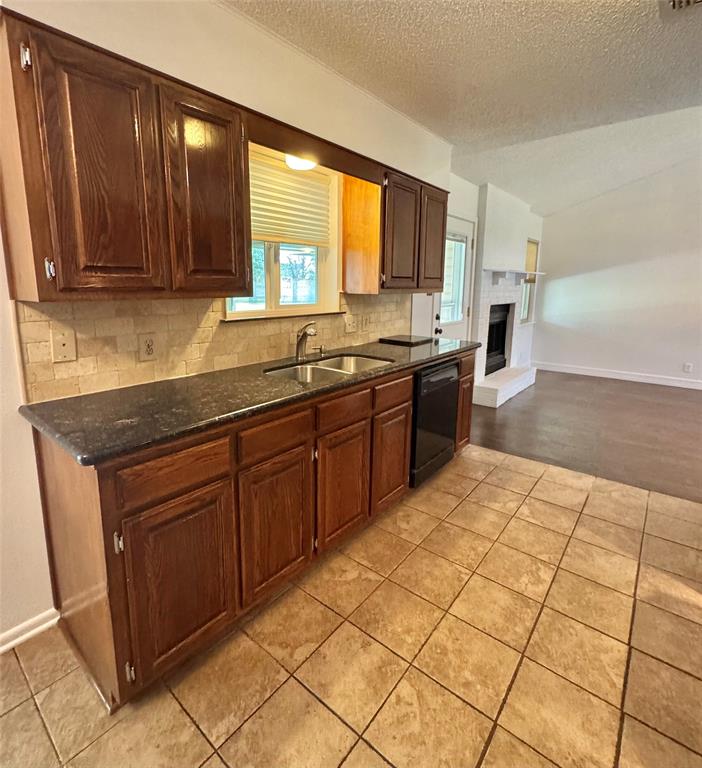711 Hardy Avenue, Nederland, Texas image 13
