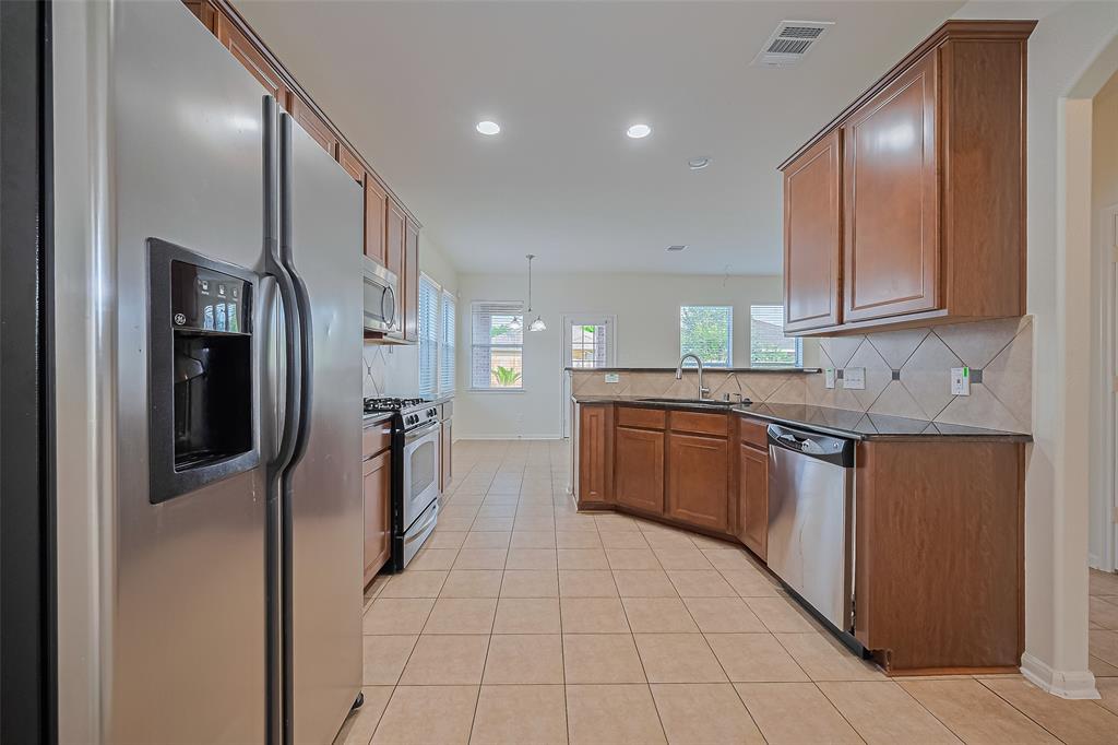 4487 Costa Brava Park, League City, Texas image 9